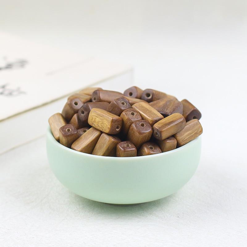 Gröna Sandelträ Rektangulära Pärlor för DIY Buddhistiska Armband och Smycken - Handgjorda Accessoarer för Studenter och Barn