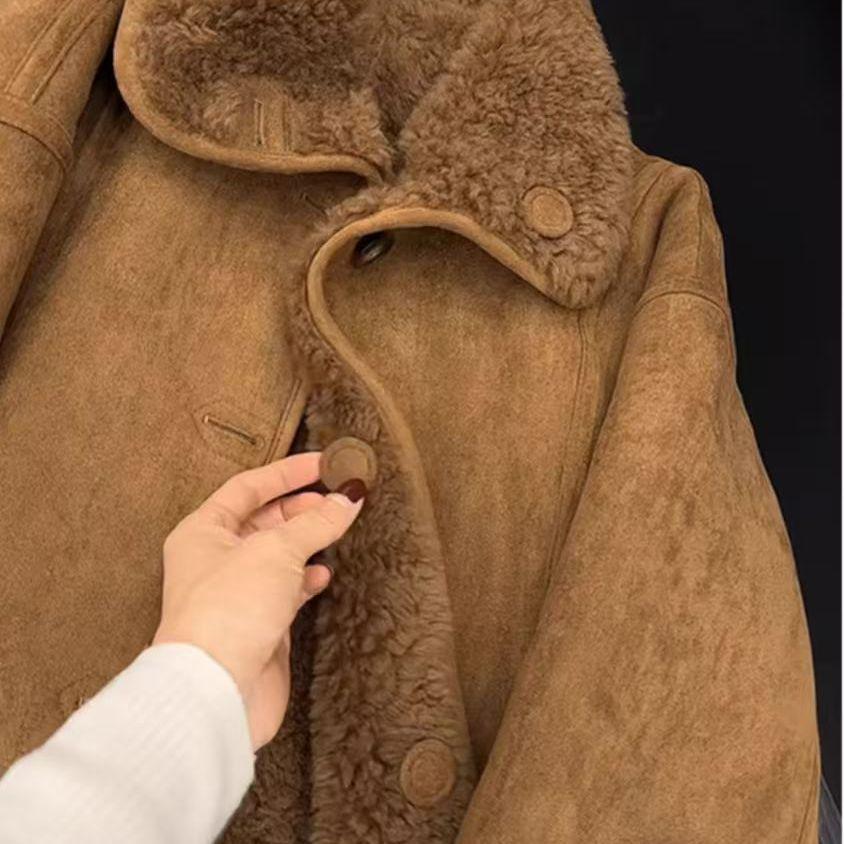 Retro Coffee Lamb Wool Jacket with Fur Lining - Warm, Stylish Top for Petite Sizes