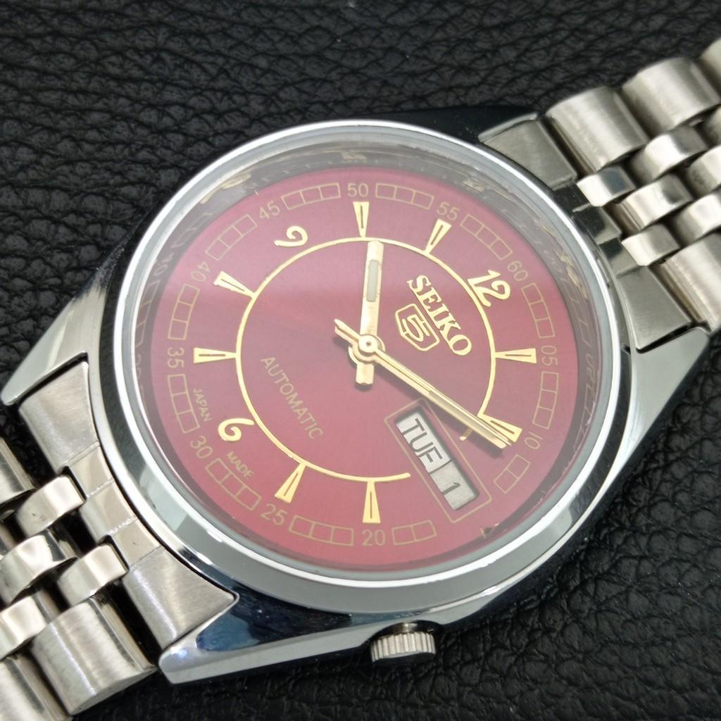 AUTOMATIC VINTAGE REFURBISHED SEIKO 5 7009A JAPAN MENS RED DIAL WATCH a445882-1