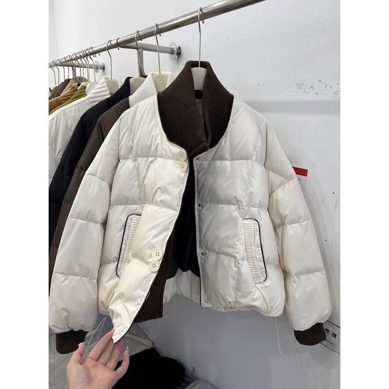 

Женская короткая лоскутная куртка из хлопка с пухом, воротник-стойка, большой размер, свободный крой, дизайн в стиле колор-блок, зимняя верхняя одежда L (recommended 100-120 jin) грязно-белый