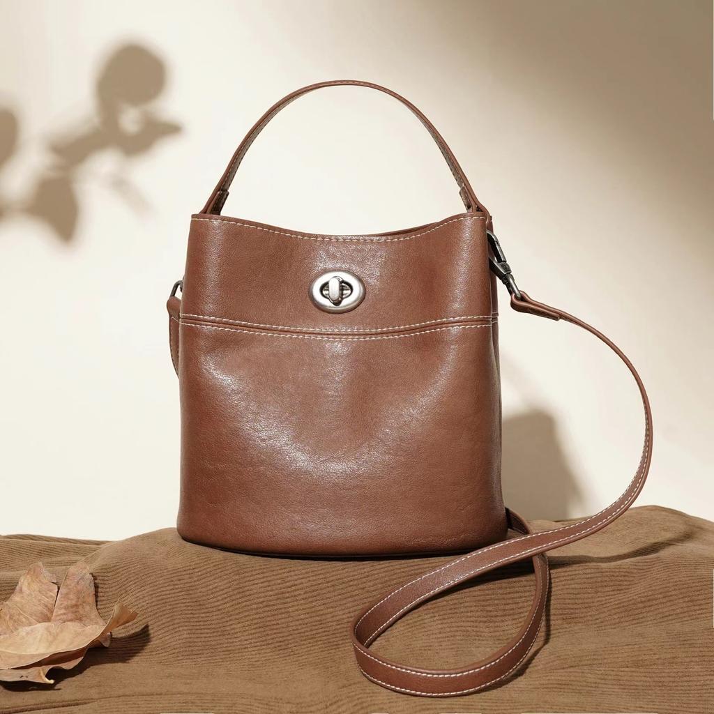 Women's Genuine Leather Vintage Light Luxury Cowhide Crossbody Bag Single Shoulder Casual Versatile Commuter Bag