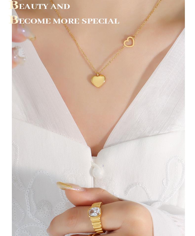 Blogger's Double Peach Heart Necklace: 18K Gold-Plated Titanium Steel Clavicle Chain P221