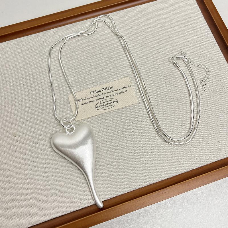 Elegant  Large Pendant Black Rope Long Necklace For Women Girls Versatile Sweater Chain Jewelry Accessories Gifts