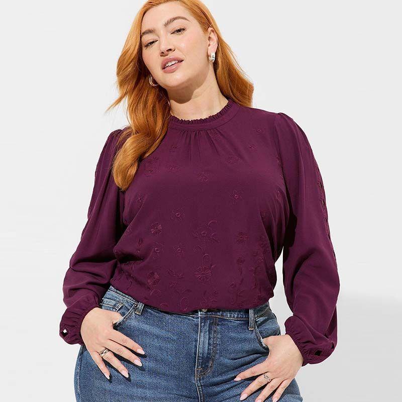 

Plus Size Flowers Loose Slim Looking Smock Top Embroidery Defective products 3