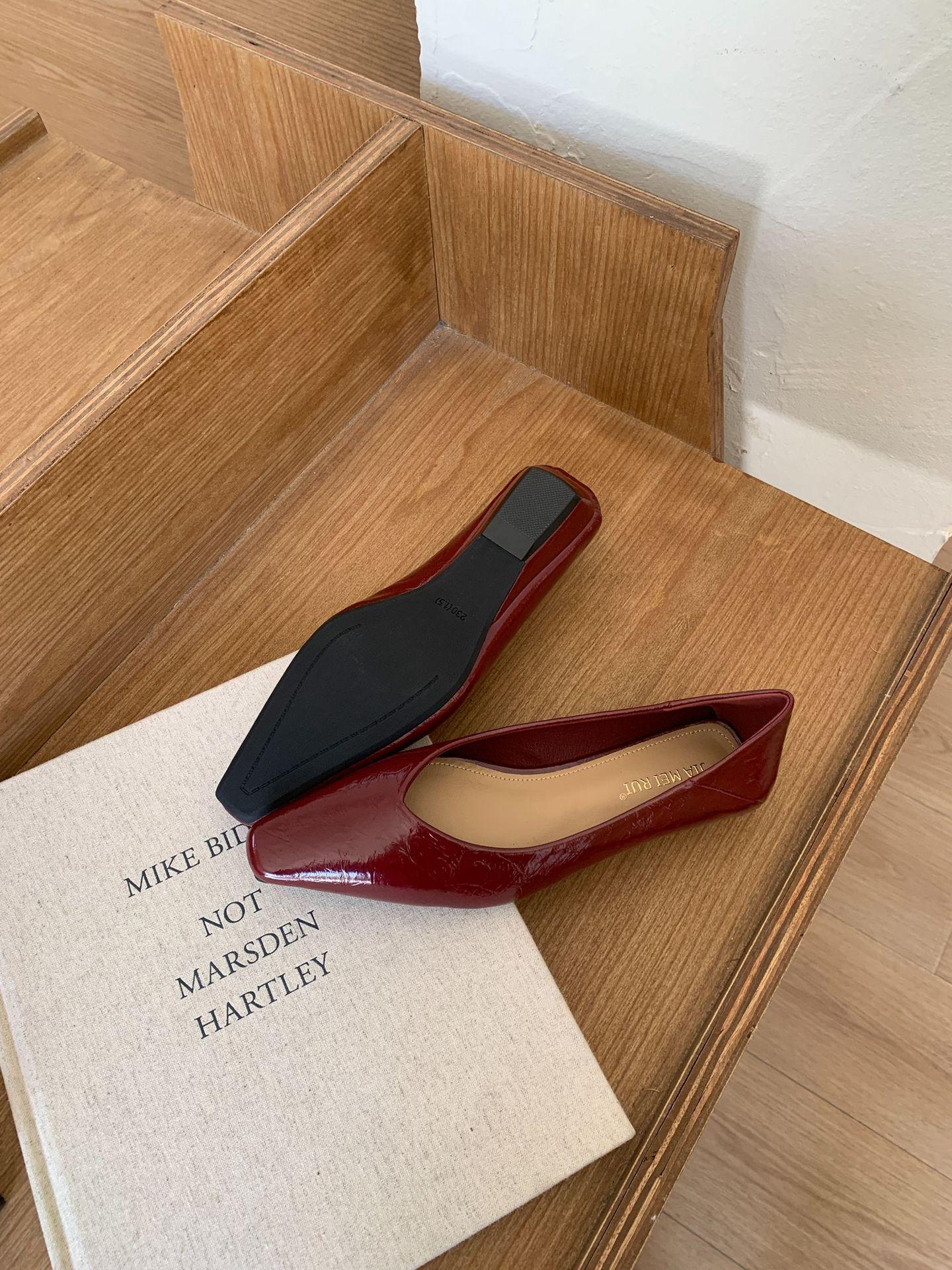 Women s Square Toe Flat Elegant Office Slip-On Pumps - Fashionable Footwear 35