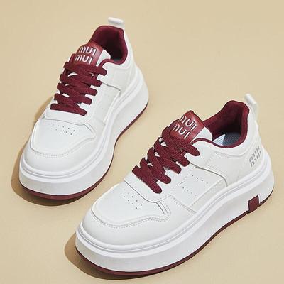 2025 Vier Jahreszeiten Neue Damen All Match Mode Board Schuhe Erhöhen Display Dicksohlige Damenschuhe Outdoor Kleine Weiße Schuhe