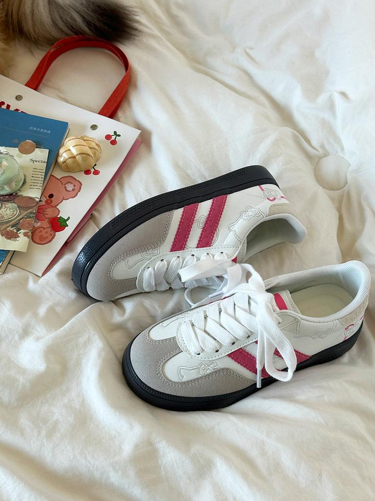 Niche guava color hello kitty shoes cute little white shoes schoolgirl summer versatile board shoes