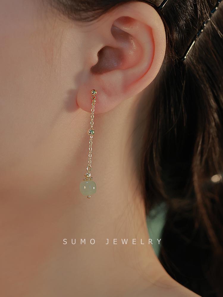 Hetian Jade Earrings: Women's Cool, Elegant, Versatile Japanese Design
