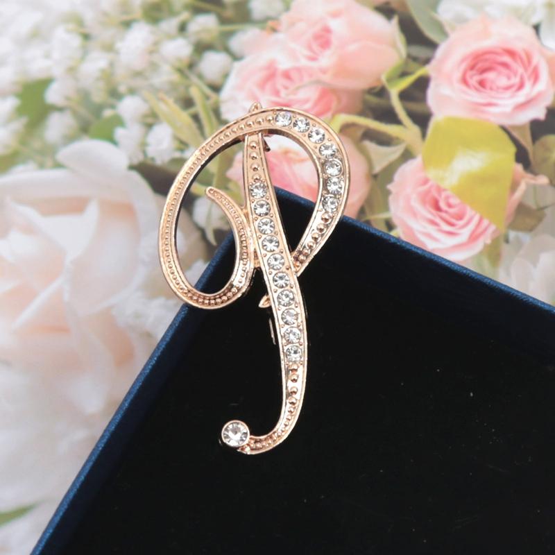 Fashion Women Rhinestone Brooch A-Z English Letter Gold Color Metal Pins Crystal Alphabet Jewelry Shirt Clothes Accessories Gift