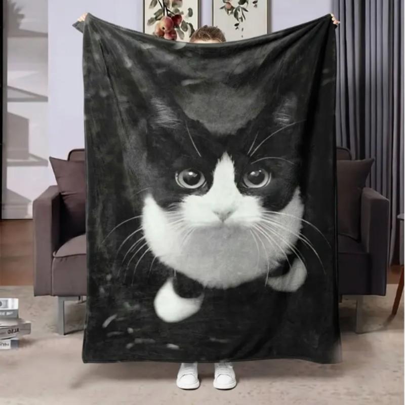 VIKAMA Comfortable Black and White Cat Blanket - Suitable for Sofas, Beds, and Offices - Soft Flannel, Comfortable All Season 75x90cm