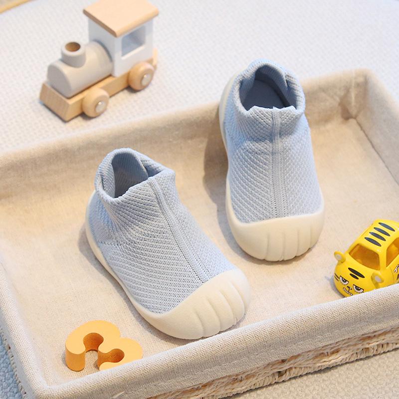 New Autumn/Winter Mid-Calf Non-Slip Baby Walking Socks - Korean Style, Anti-Drop Design for Toddlers