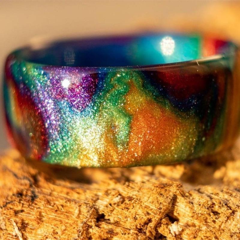 Natural Rainbow Opal Ring Fire Opal Ring Carbon Fiber Lining Iridescent Color Changing Opal Rings for Women Engagement Jewelry Anniversary