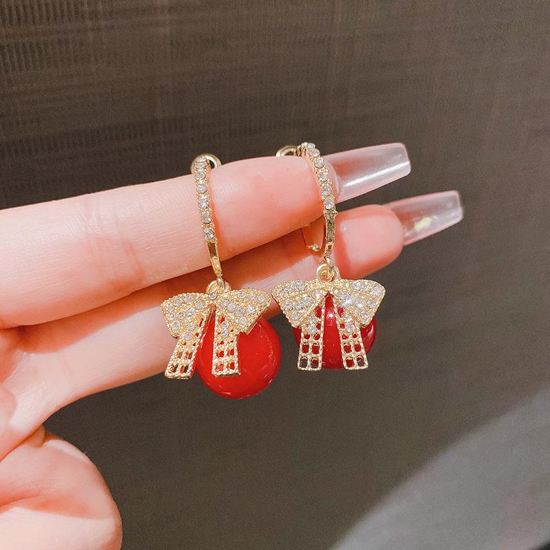 Fashion Temperament Sweet Flower Stud Earrings Women's Red Bow Flower Earrings Versatile Exquisite Daily Atmosphere Earrings