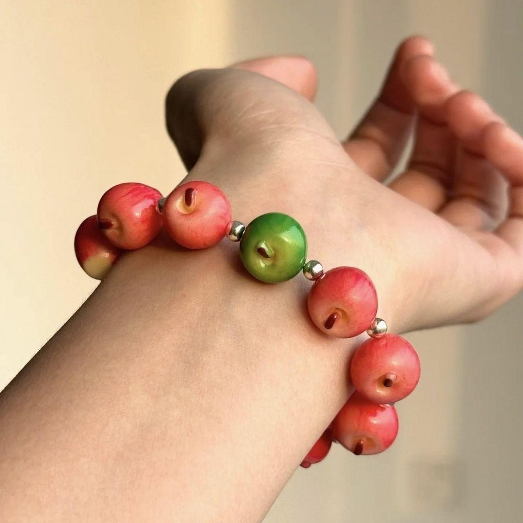 Trendy Apple-Themed Summer Bracelet - Creative Gift for Couples and Friends