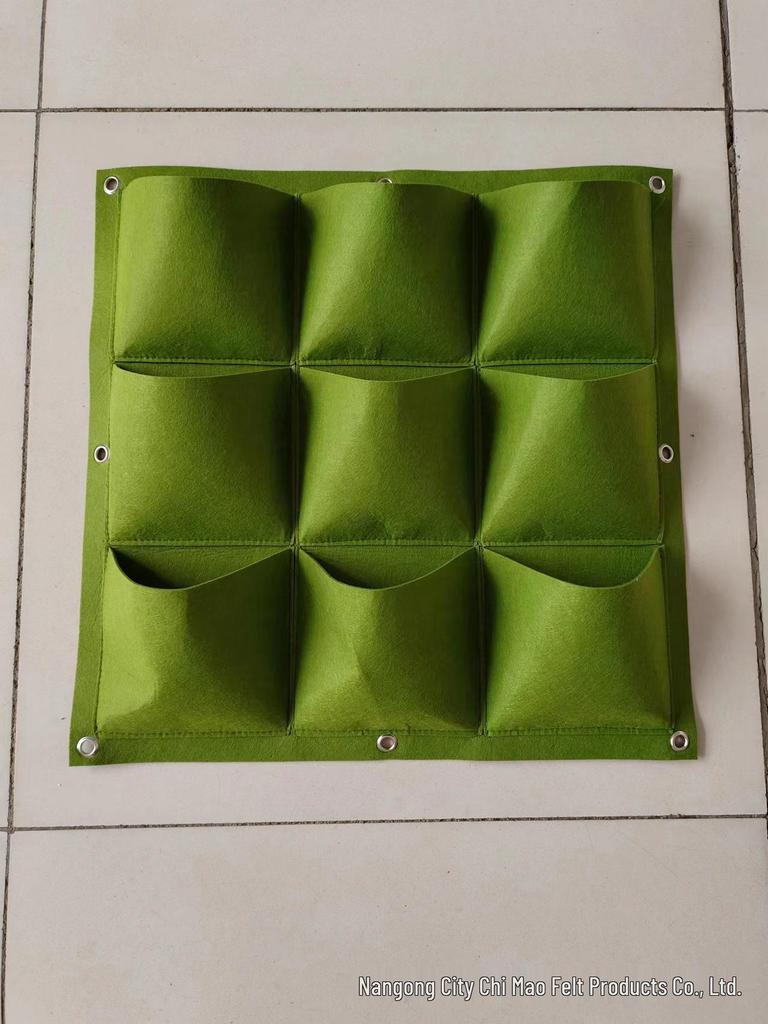 Felt Multi-Pocket Wall Hanging Planting Bag for Flowers and Vegetables