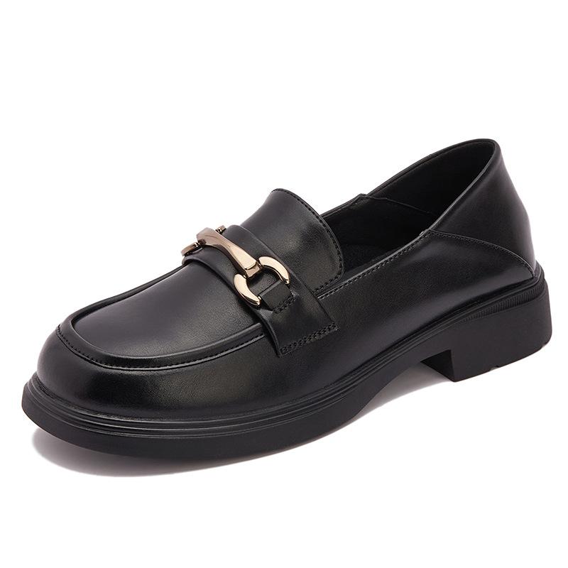 

Leather loafers women s flat 2025 spring new one-pedal Japanese small leather shoes horse buckle basic single shoes 35