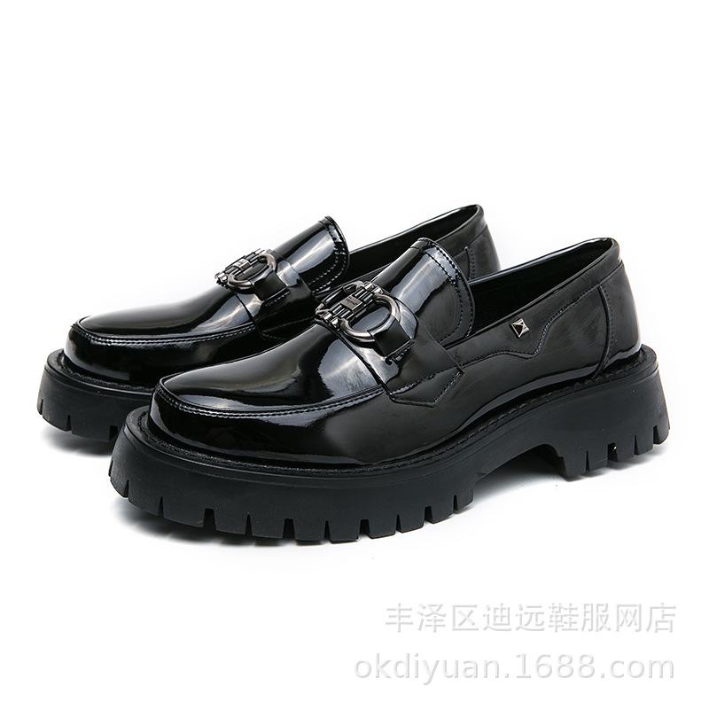 

Мужские кожаные туфли на толстой подошве в корейском стиле, лоферы, японские лакированные туфли-однопедальки для бизнеса, осень-зима 2025 44 чёрный