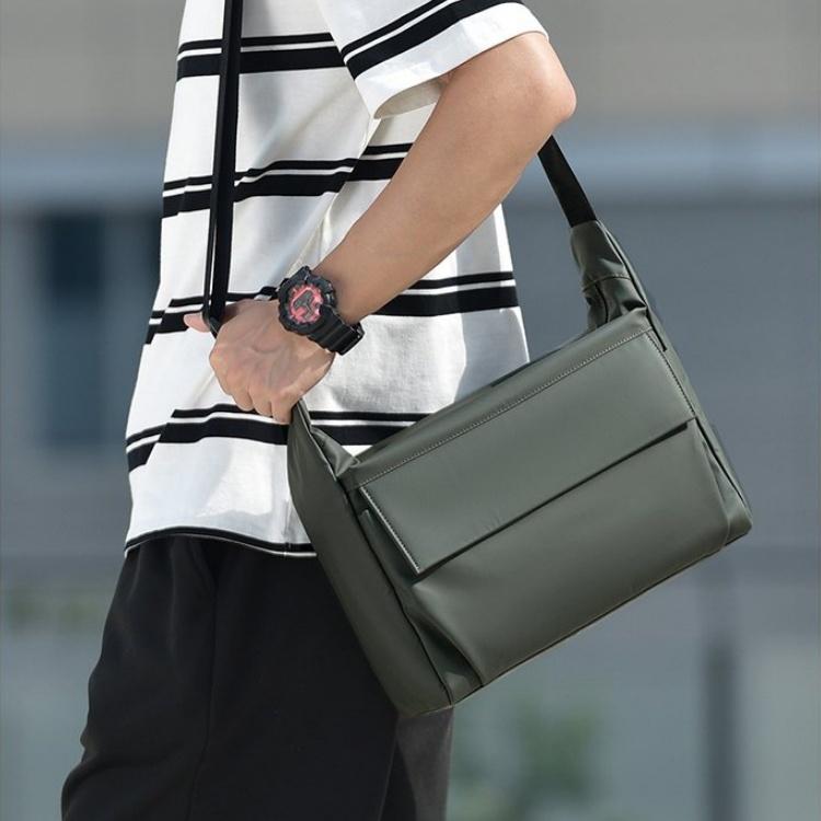 Casual Waterproof Messenger Bag Shoulder Bag