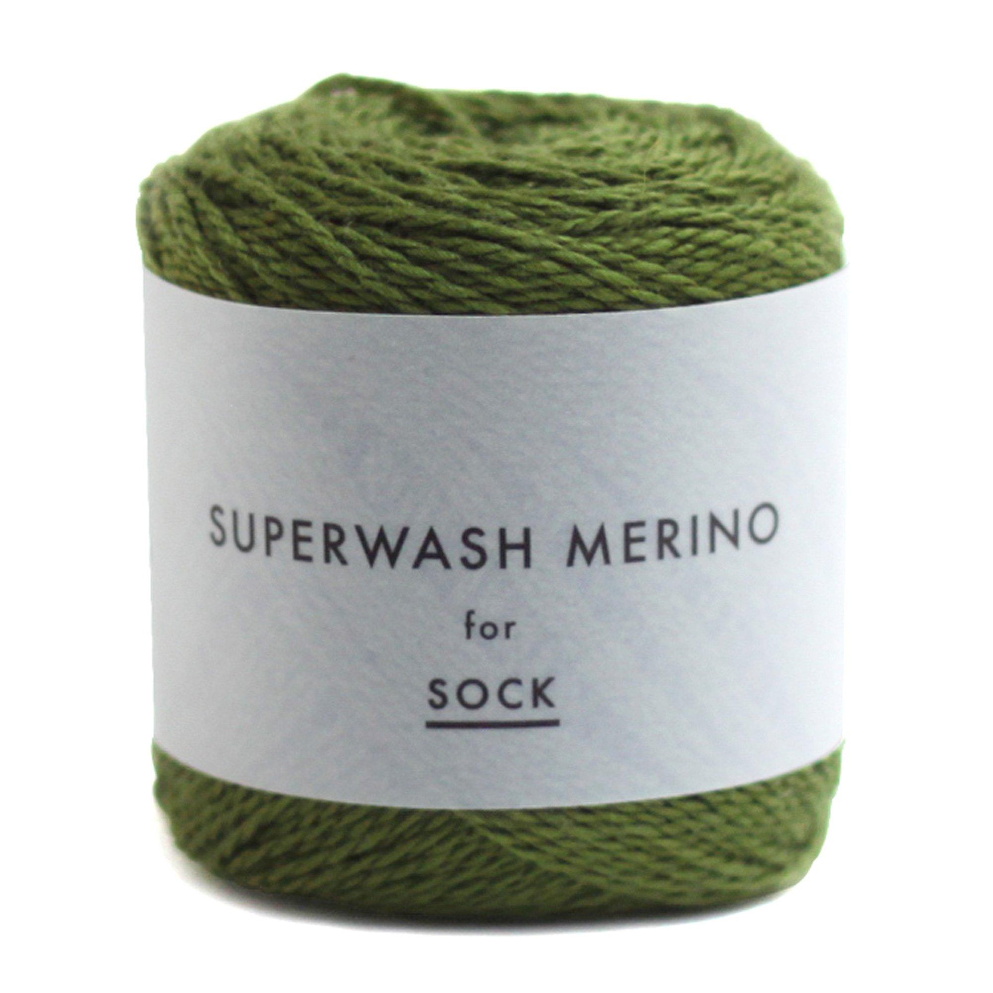 

Пряжа Yokota DARUMA Super Wash Merino Fine Набор из 5 мотков, Цвет 3, Зеленый, 50 г, Прибл. 145м, Шары, 01-6390