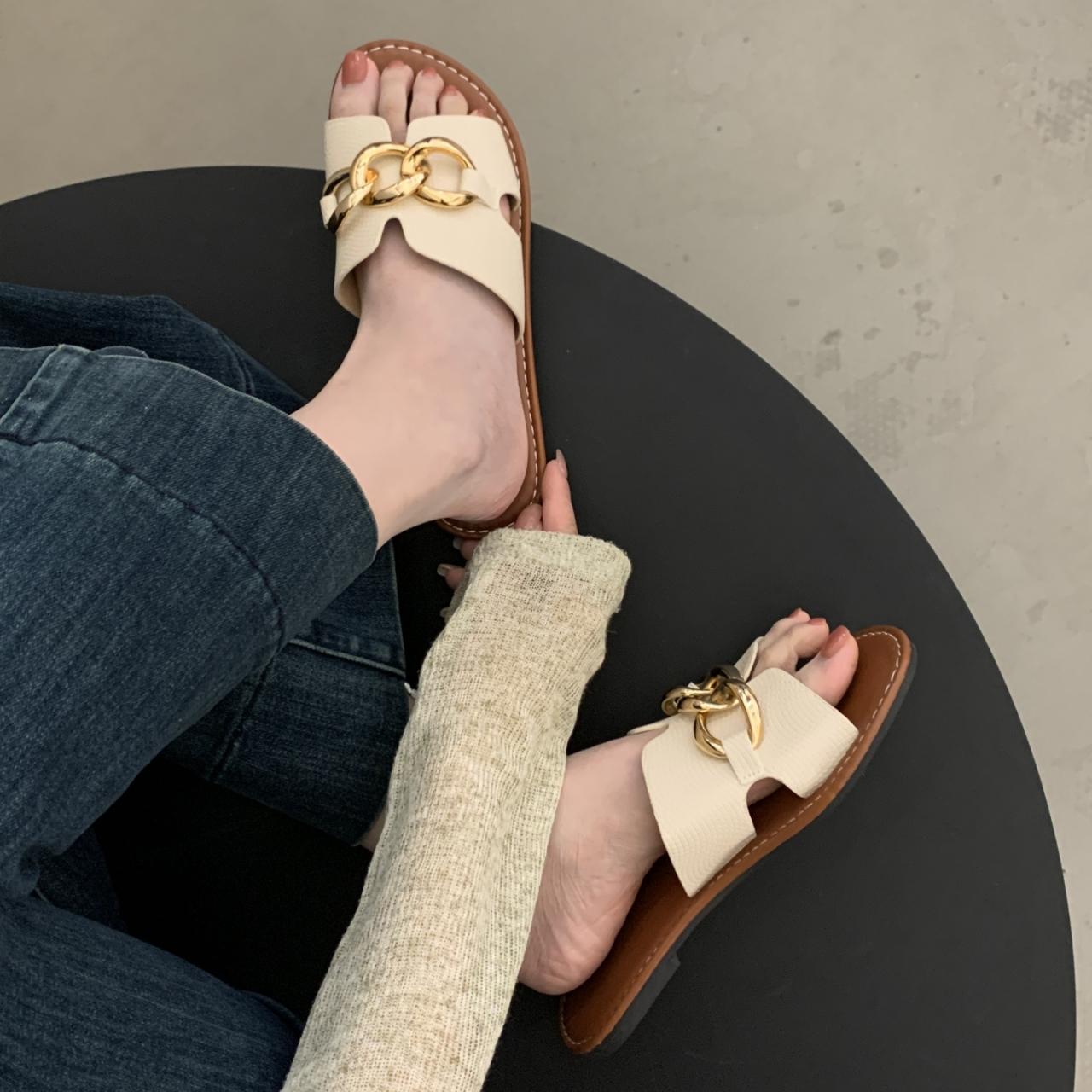 

Fashion Women Slippers Fashion Metal Buckle Flat Sandals Slip-On Summer Shoes Leisure Casual Slippers Round Head Designer Slides Women 35 белый