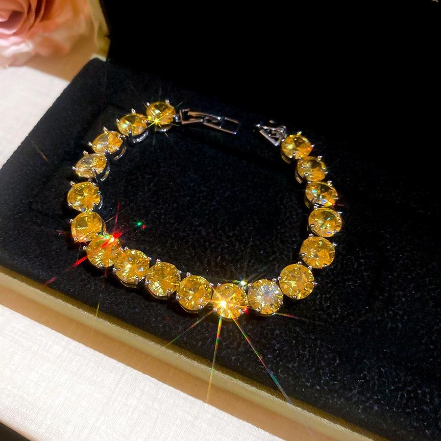 Europe and the United States Hot-selling Color Oval Love Zircon Bracelet Light Luxury Bracelet Personalized Jewelry Women