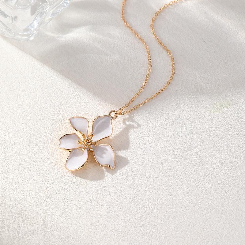 Korean Trendy Drip Oil Camellia Stud Earring Necklace Set for Women Elegant Metal Flower Clavicle Chain Holiday Jewelry Set Gift