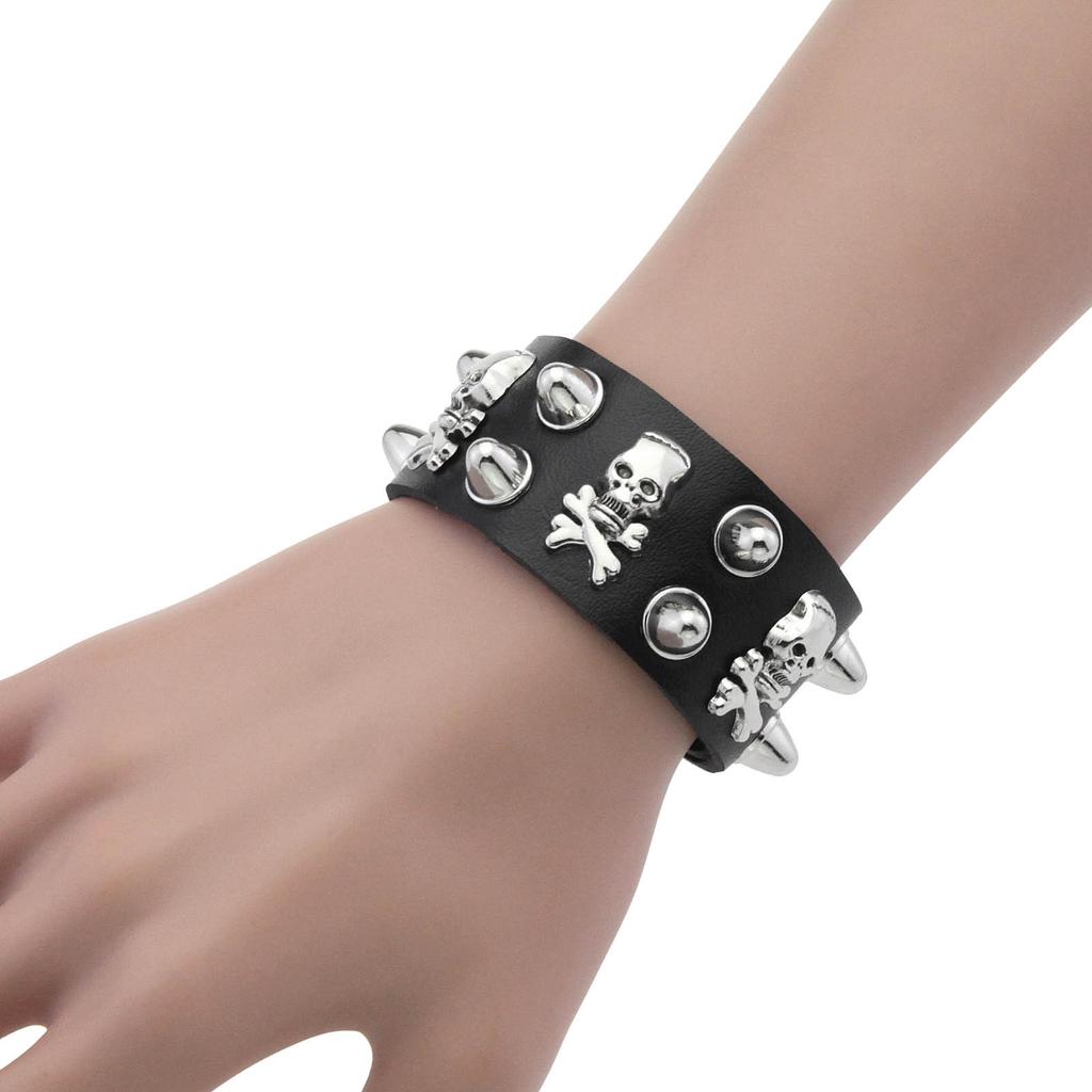 Breites PU-Leder Totenkopf Kegel Nieten Armband, Gothic Punk Verstellbares Druckknopf Handgelenkband Unisex Rock Handgelenkband