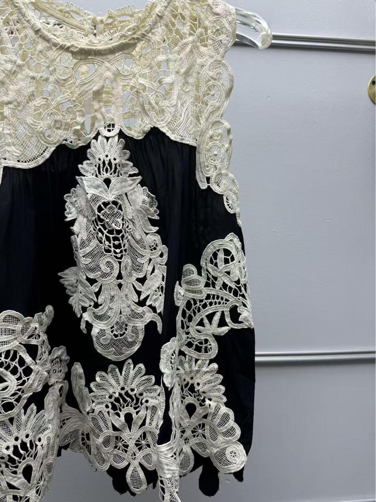 Nanyou Retro French Lace Color Block Sleeveless Vest Top