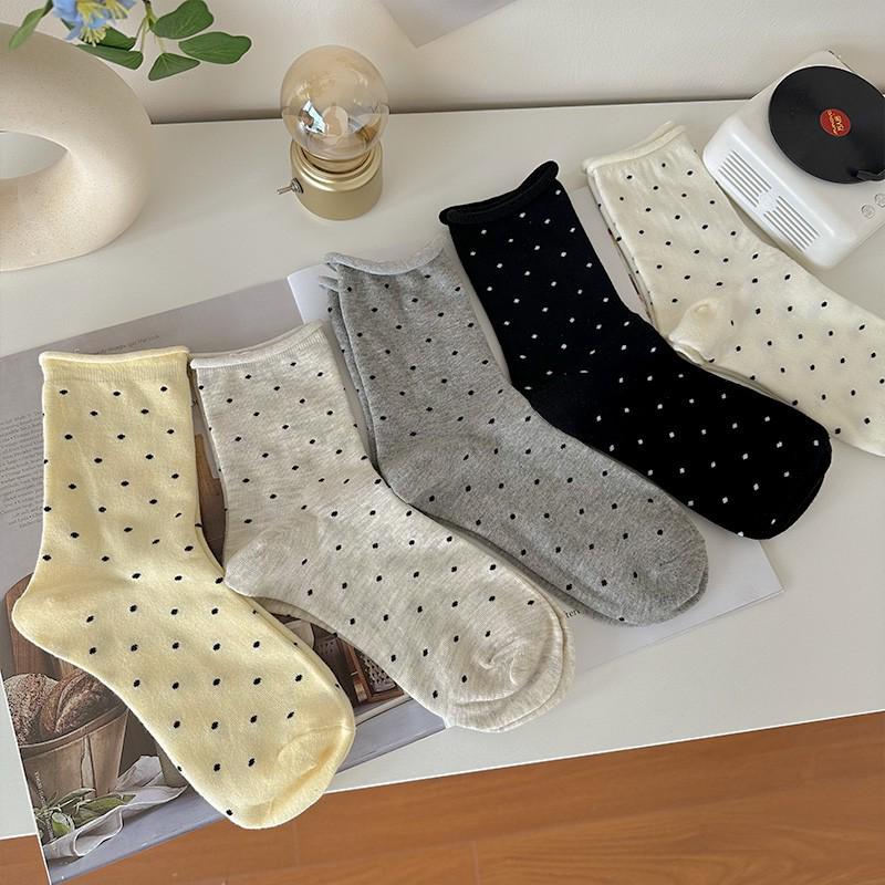Women's Japanese Style Retro Polka Dot Mid-Calf Cotton Socks with Loose Rolled Cuff