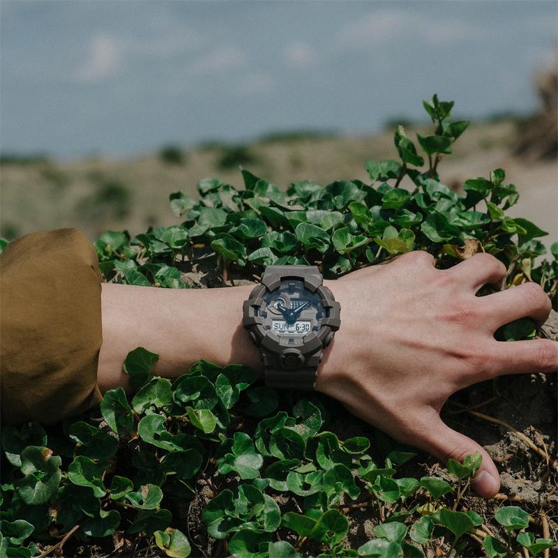 Casio LCD/pointer dual display series G-SHOCK 200 meters waterproof quartz movement resin strap Japanese and Korean watch unisex gray GA-700NC-5AJF