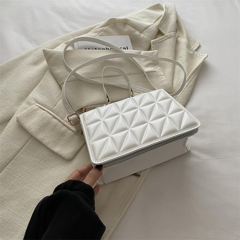 Fashionable Soft Structured Women s Shoulder Bag In Black Khaki And Purple For Street Style белый