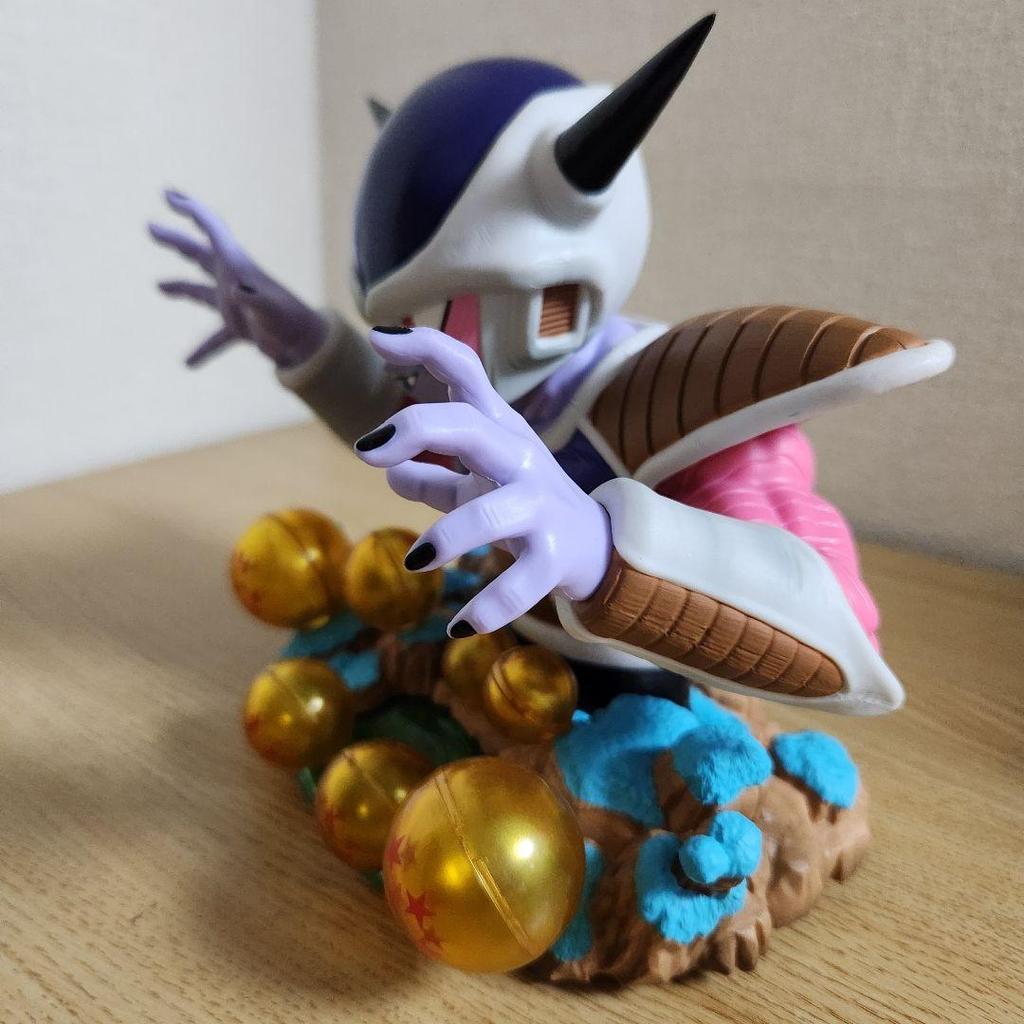 [USED] Dragon Ball Frieza figure