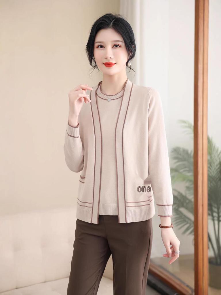 2026 New Spring Knit Cardigan Jacket for Moms, Mid-Aged Women's Ice Silk Two-Piece Set for Spring/Autumn