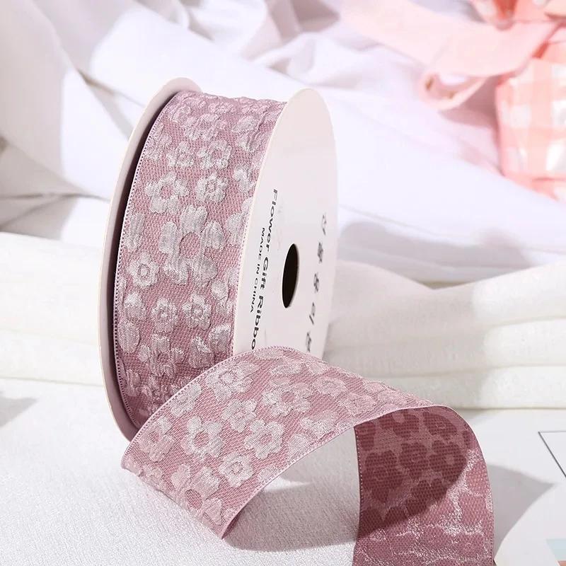 

10Yards 25/40mm 3D embossment Flower Wrinkle Ribbon DIY Accessories for Bows Bouquets Gift Wrapping Sewing Clothes Materials 25mm-10yards темно-фіолетовий колір