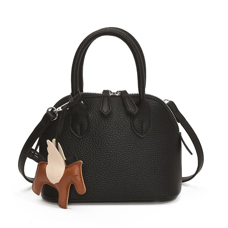 

Женская новая сумка через плечо With pendant чёрный