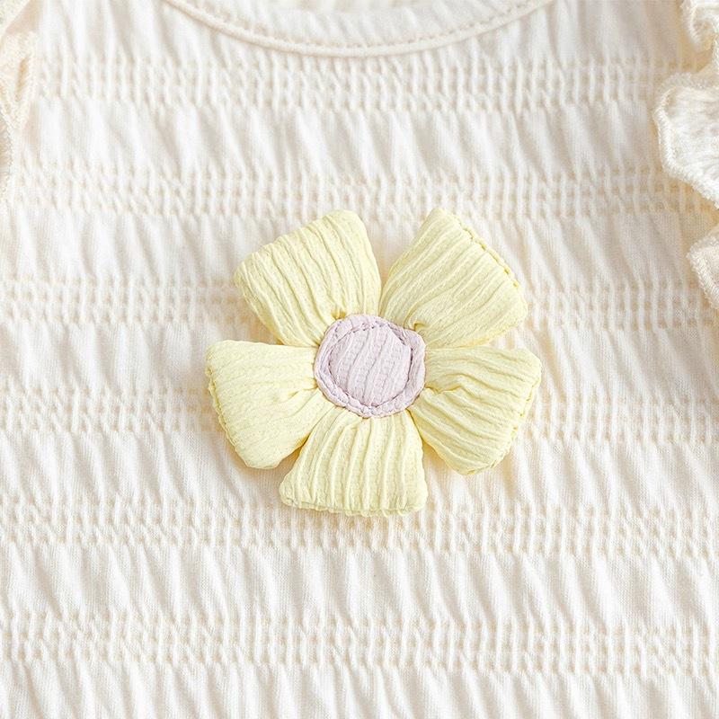 Sweet Summer Two-Piece: 3D Flower Sleeveless Tank & Flared Pants for Baby Girls