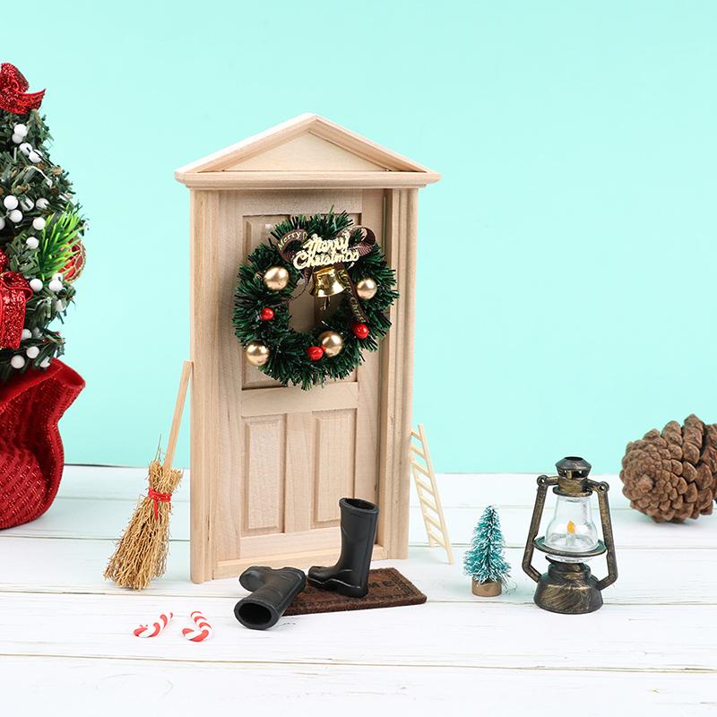 High Quality 1 Set Dollhouse Accessories Mini House Atrium Tree Wreath Broom Carpet Bucket DIY Christmas Atmosphere Dooryard Scene Ornaments