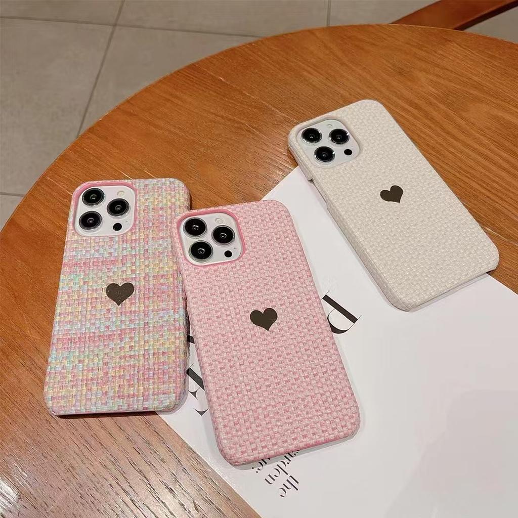 Woven Pattern Heart-shaped Phone Case Suitable for iPhone 11/12/13/14/15/16/PRO/PROMAX/PLUS