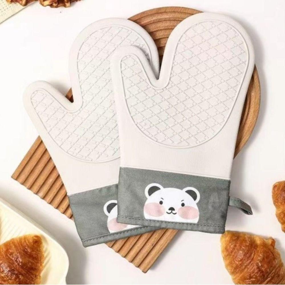 2Pcs Heat Resistant Oven Mitts Cartoon Bear High Temperature Gloves Barbecue