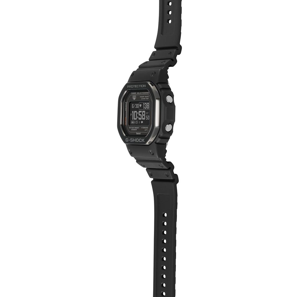 Casio Orologio Digitale Uomo Acciaio Inossidabile Resistente all'Acqua 200M Resistente agli Urti Quarzo DW-H5600MB-1