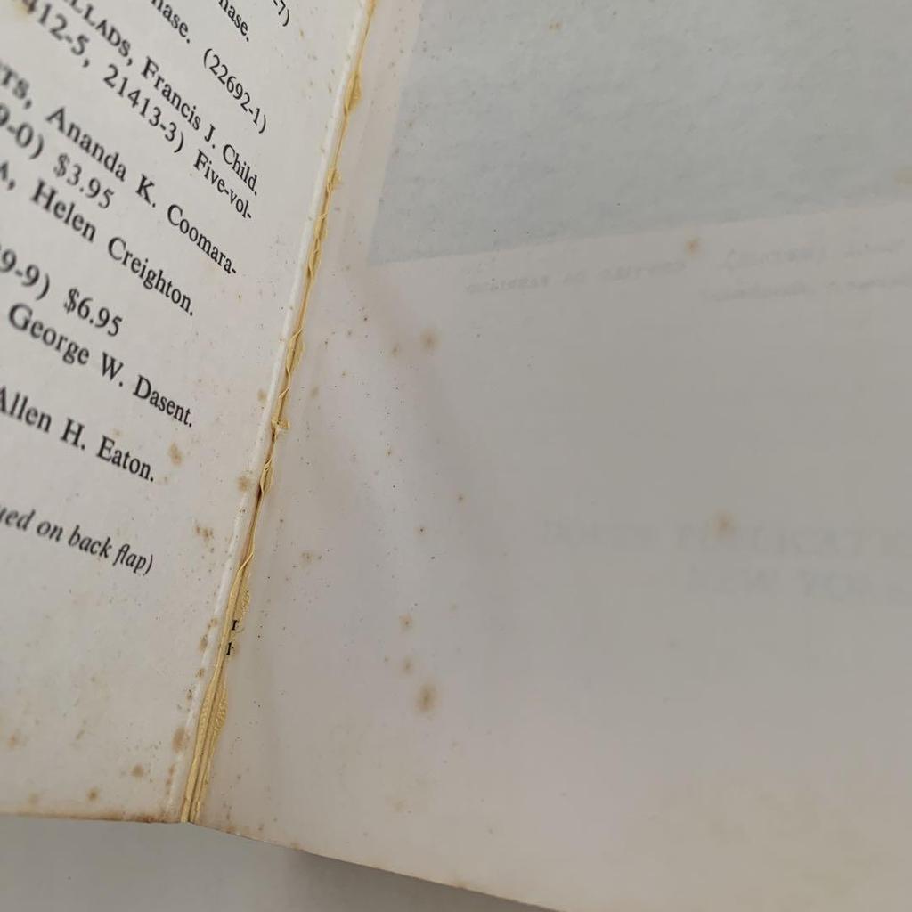 [USED] CHRISTMAS CUSTOMS AND TRADITIONS