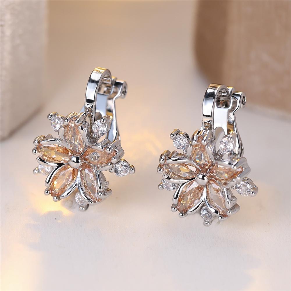 

Charm White Green Pink Zircon Stone Flower Clip Earrings For Women Trendy Silver Color 2025 New Fashion Jewelry шампанського