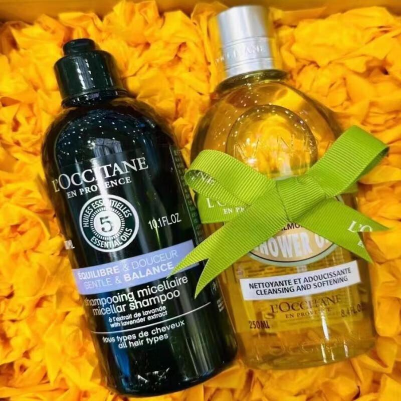 Xiang Le Mei Herbal Shampoo & Sweet Almond Shower Oil Gift Set