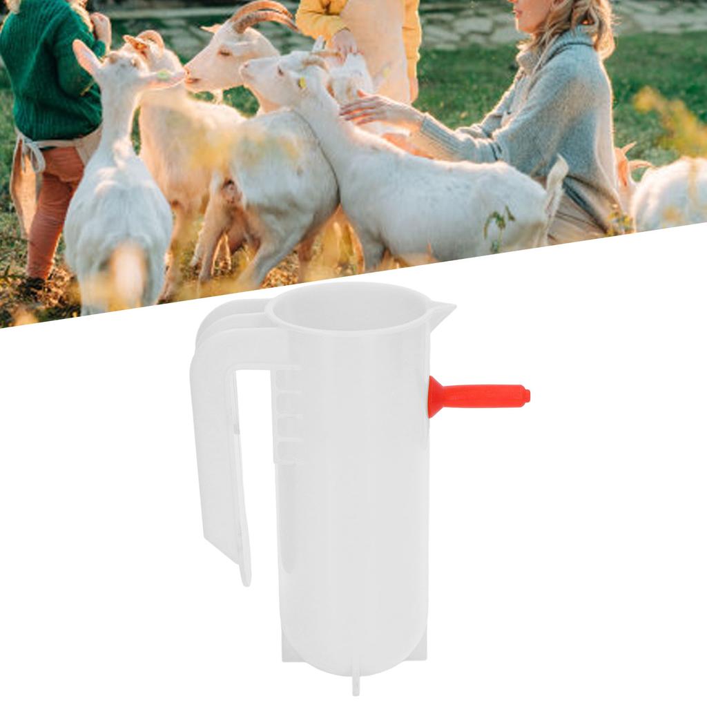 Lamb Milk Feeder Bottle 800ML Scale Accurate Quantitative Small Animal Calf Goat Pacifier Feeder Milk Bottle with Hand Grip