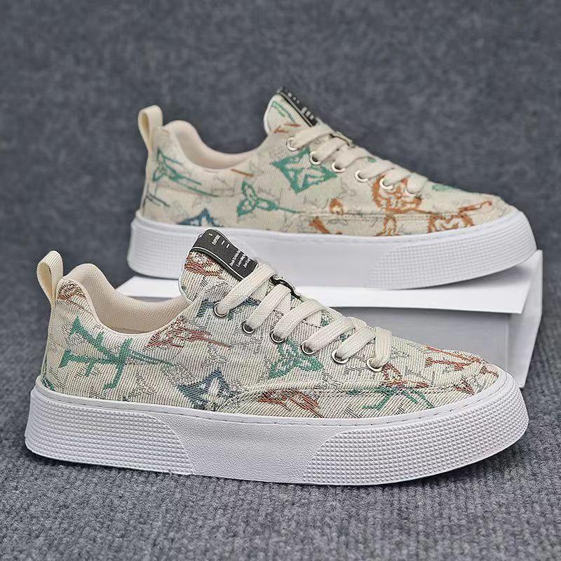 Men's Shoes Summer 2025 New Breathable Canvas Shoes Korean Version Versatile Lightweight Shoes Men's Soft Sole Non-slip Low-top Board Shoes