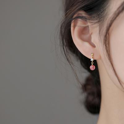 Strawberry Crystal Earrings, Short Moving Stud Earrings, Niche Design, Girlfriend Gifts, Peach Blossom Crystal Zircon Small Earrings.