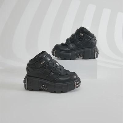 2024 Women's Heavy Metal Low-Top Punk Leather Boots - Thick Sole Dark Motorcycle Style