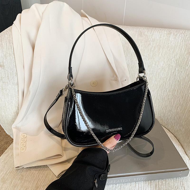 Premium Women's Bags Autumn and Winter New Fashion Versatile Chain Underarm Bag Shoulder Messenger Bag