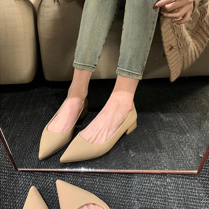 

Sheepskin version of grape mother, the same temperament, small pointed head, versatile commuting, light mouth and thin, simple low-heeled single shoes 40