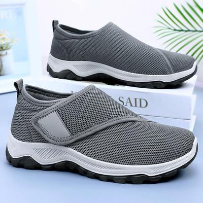 Atmungsaktive Freizeitschuhe aus Mesh für Herren mit Klettverschluss